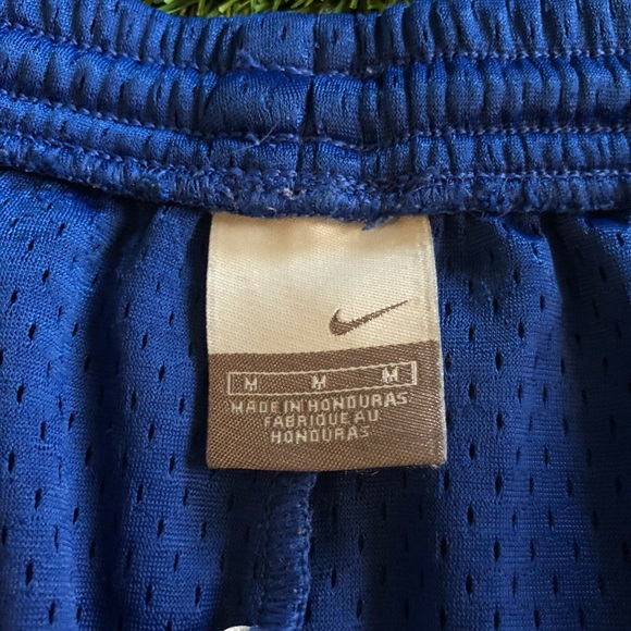 Vintage Nike basketball shorts silver tag - Picture 3 of 3